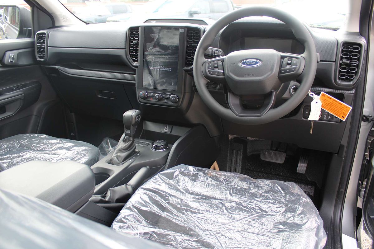 2025 Ford Ranger XL 4X4 2.0L
