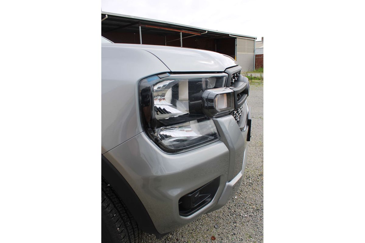2025 Ford Ranger XL 4X4 2.0L