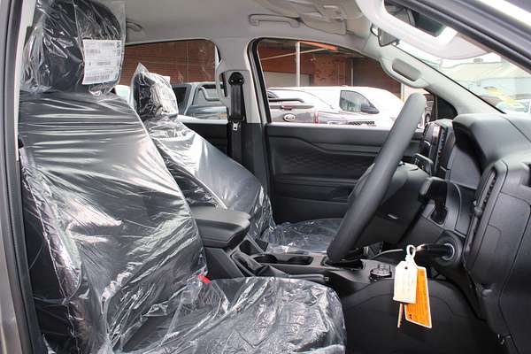 2025 Ford Ranger XL 4X4 2.0L
