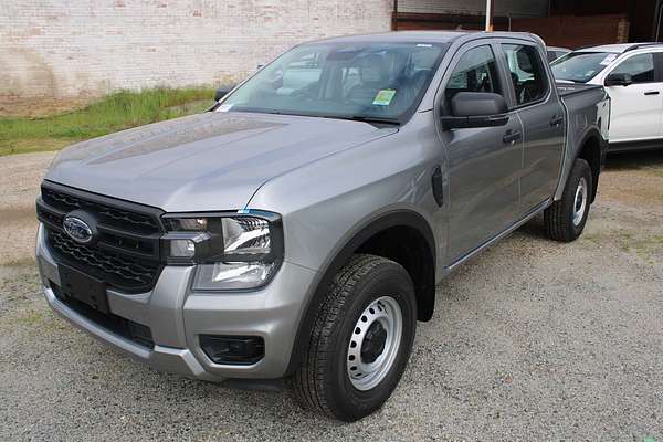 2025 Ford Ranger XL 4X4 2.0L