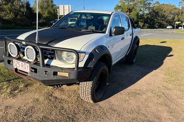 2011 Mitsubishi Triton GL-R MN 4X4
