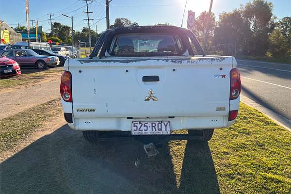 2011 Mitsubishi Triton GL-R MN 4X4