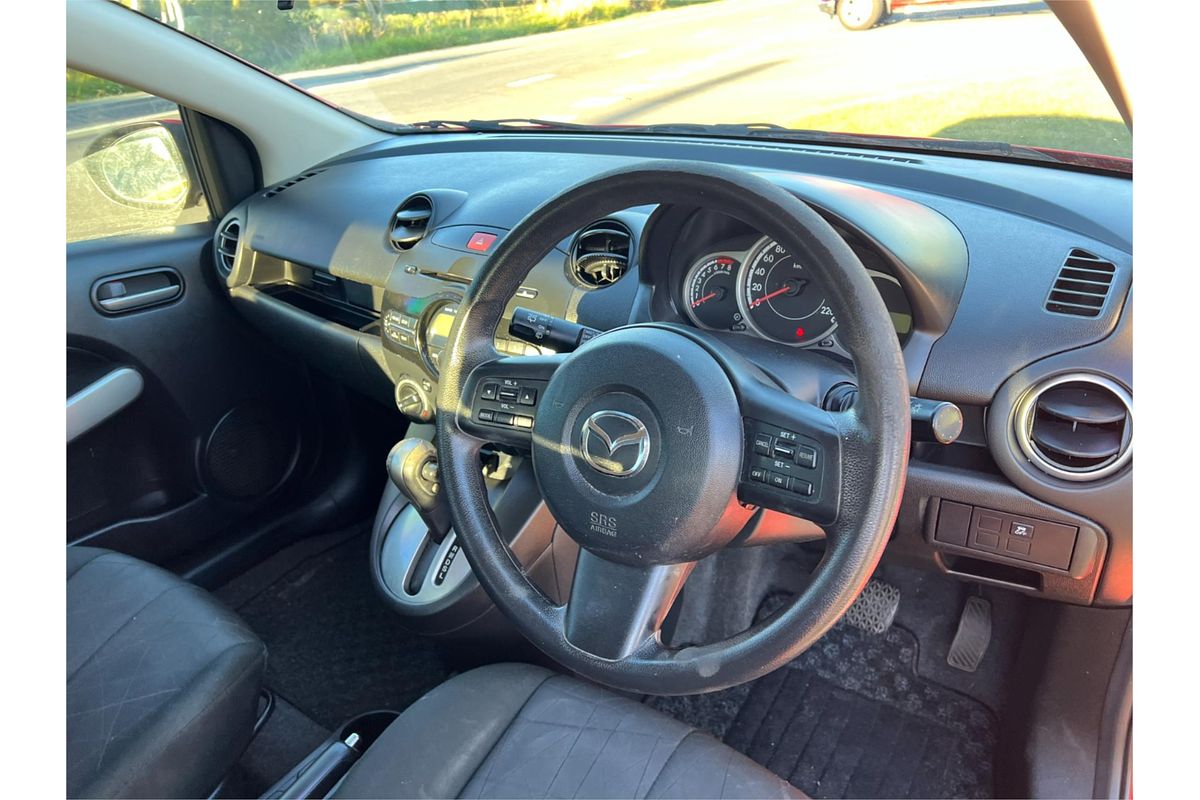 2013 Mazda 2 Neo Sport DE Series 2