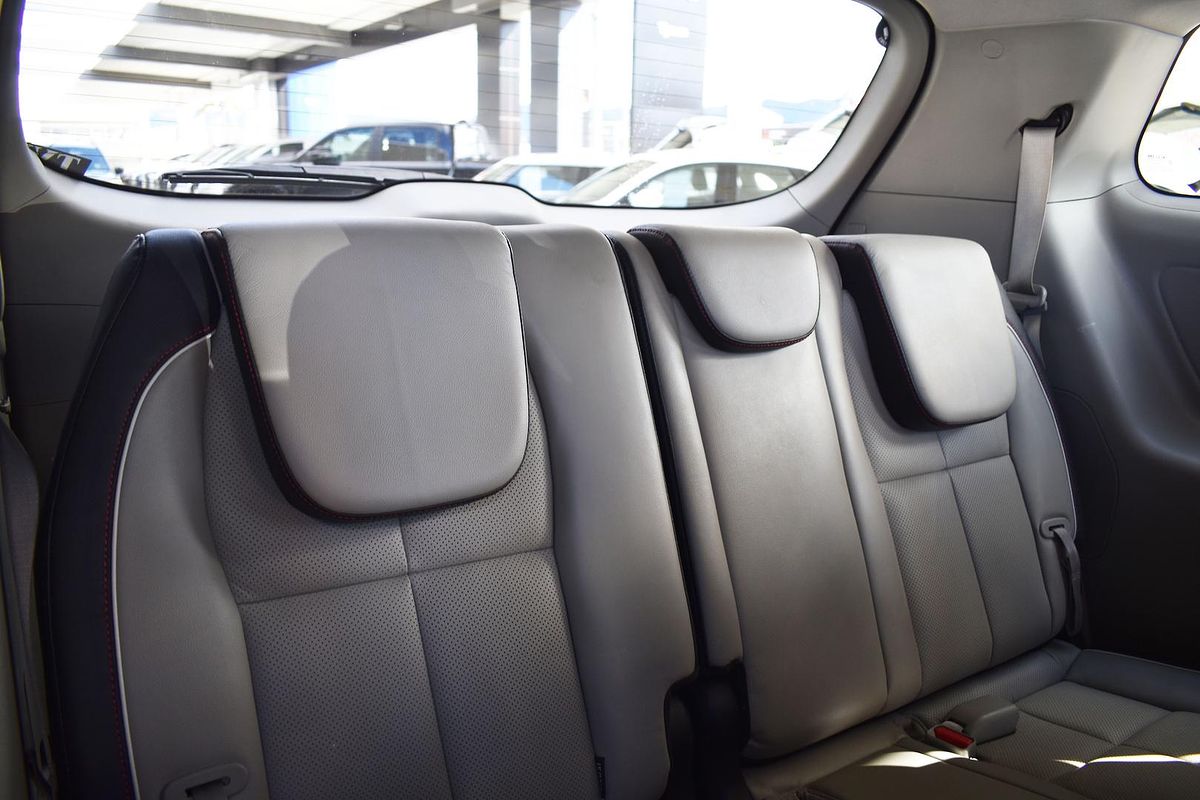 2020 Kia Carnival SLi YP