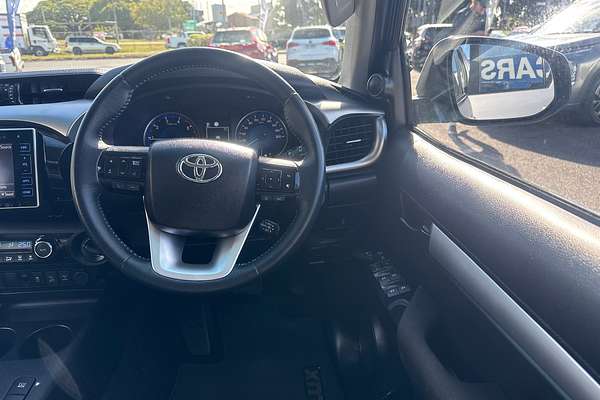 2019 Toyota Hilux SR5 GUN126R 4X4
