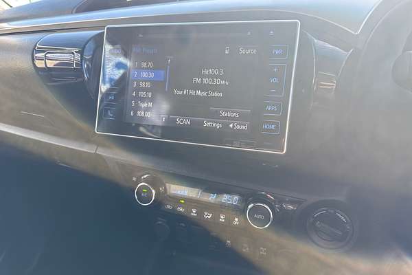 2019 Toyota Hilux SR5 GUN126R 4X4