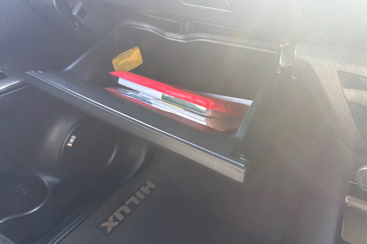 2019 Toyota Hilux SR5 GUN126R 4X4