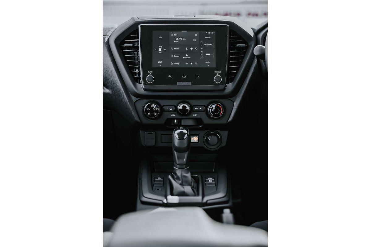 2025 Isuzu D-MAX SX 4X4
