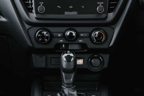 2025 Isuzu D-MAX SX 4X4