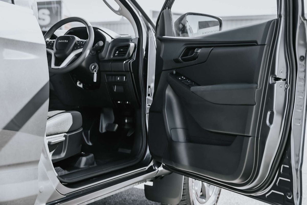 2025 Isuzu D-MAX SX 4X4