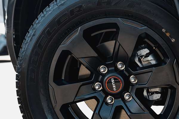 2025 Isuzu D-MAX SX 4X4