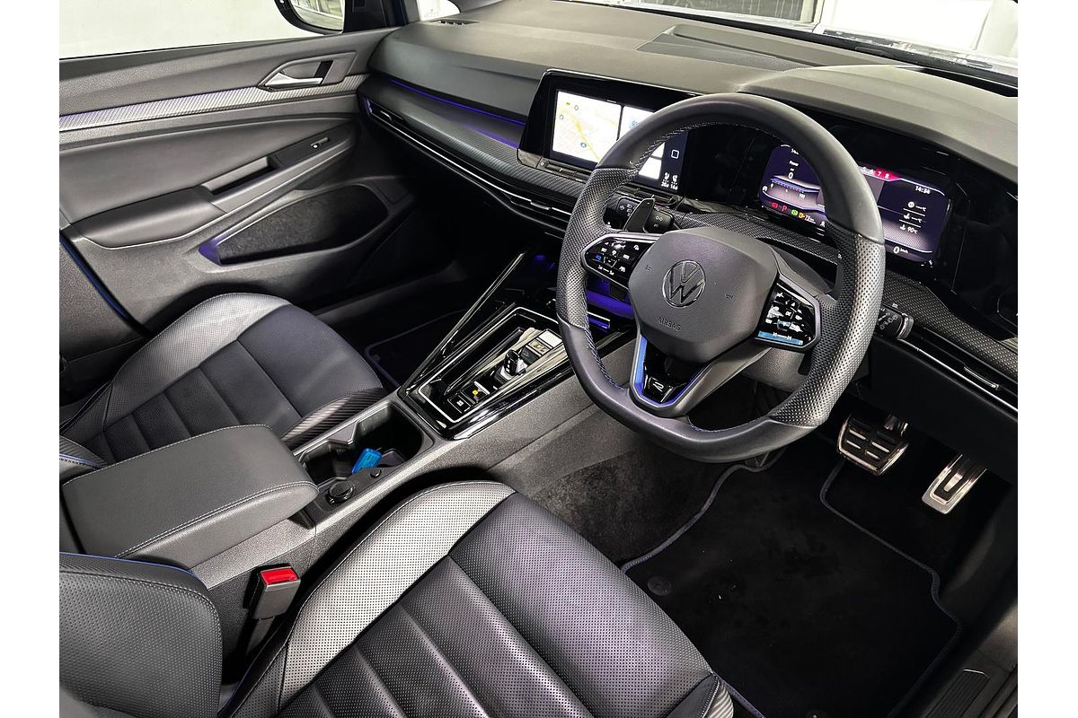 2022 Volkswagen Golf GTI 8