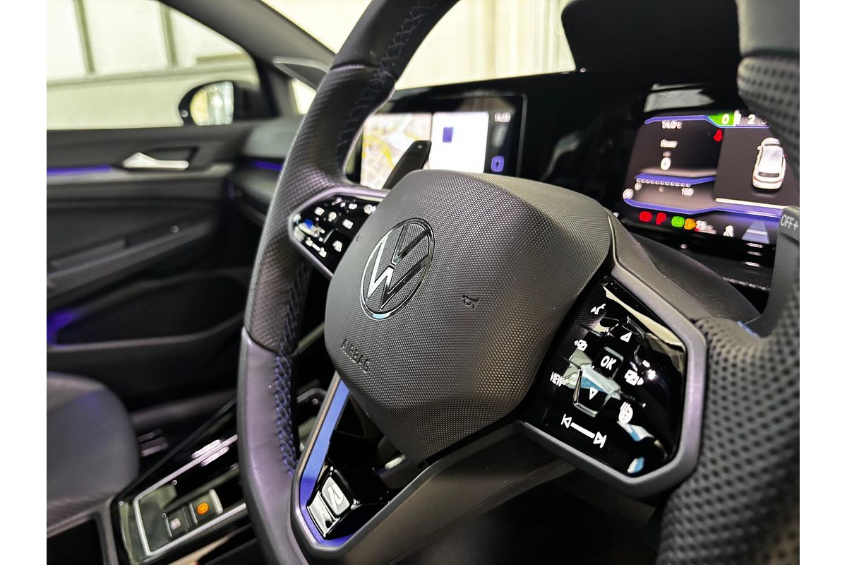 2022 Volkswagen Golf GTI 8