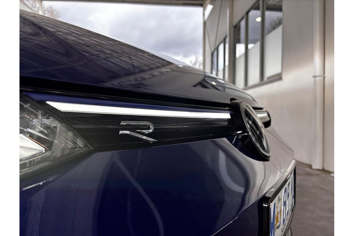 2022 Volkswagen Golf GTI 8