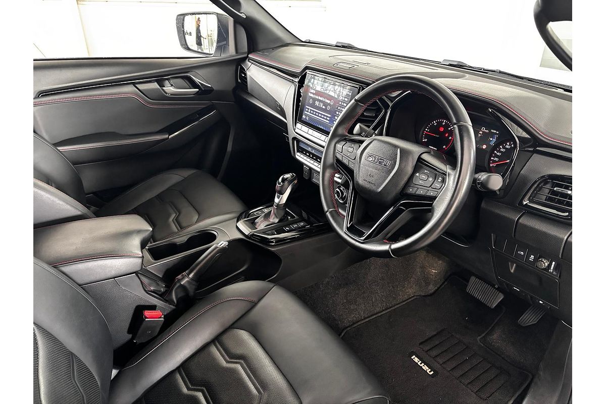 2023 Isuzu D-MAX X-TERRAIN 4X4