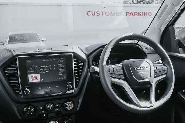 2025 Isuzu D-MAX SX 4X4