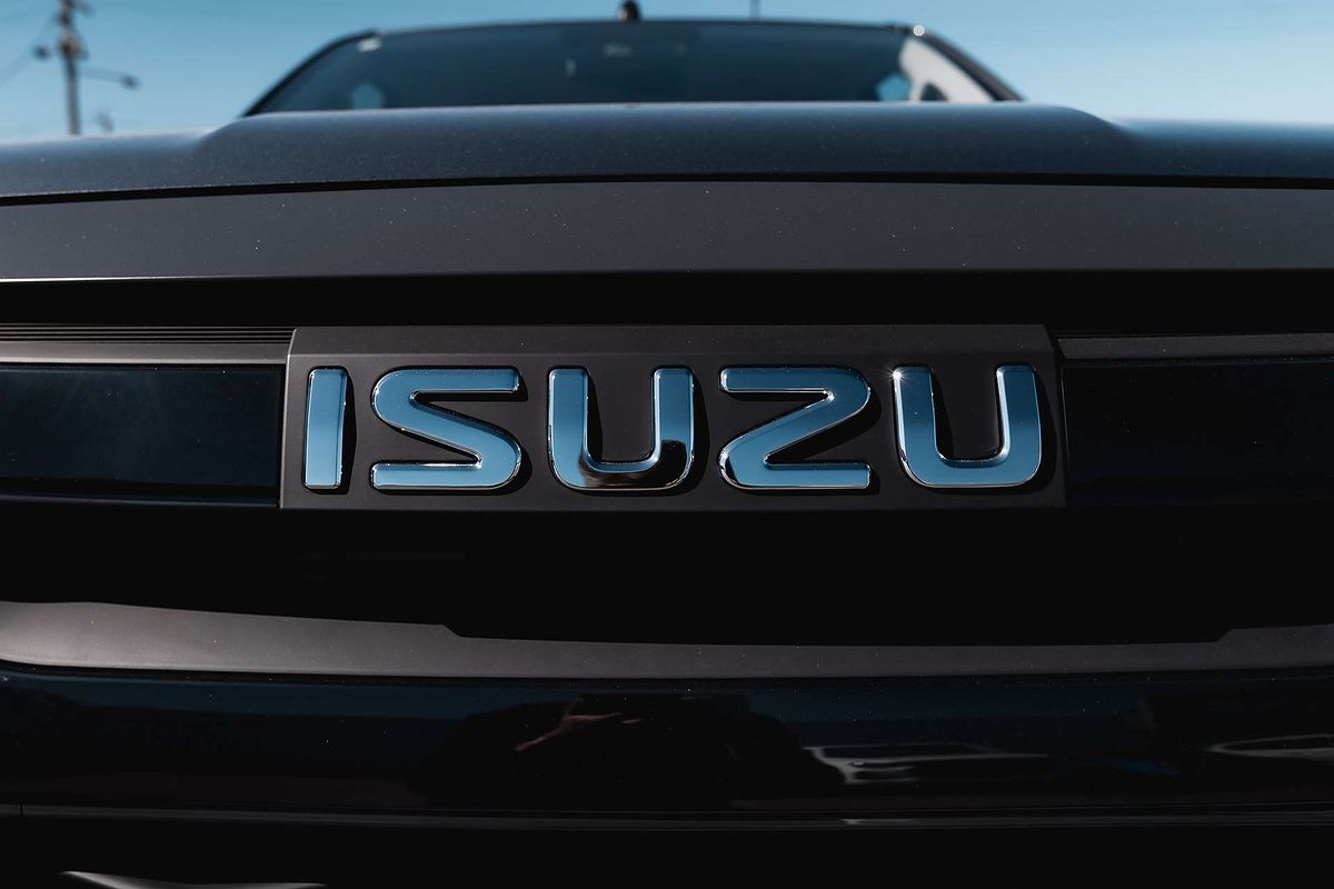 2025 Isuzu D-MAX SX 4X4