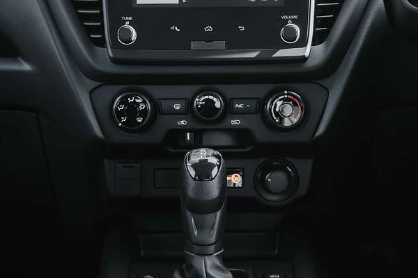 2025 Isuzu D-MAX SX 4X4