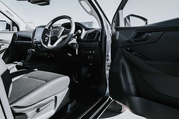 2025 Isuzu D-MAX SX 4X4