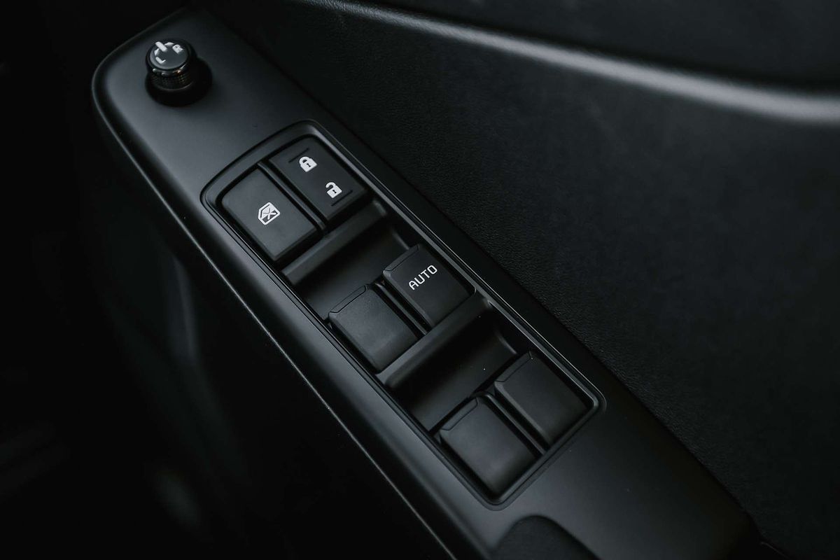 2025 Isuzu D-MAX SX 4X4