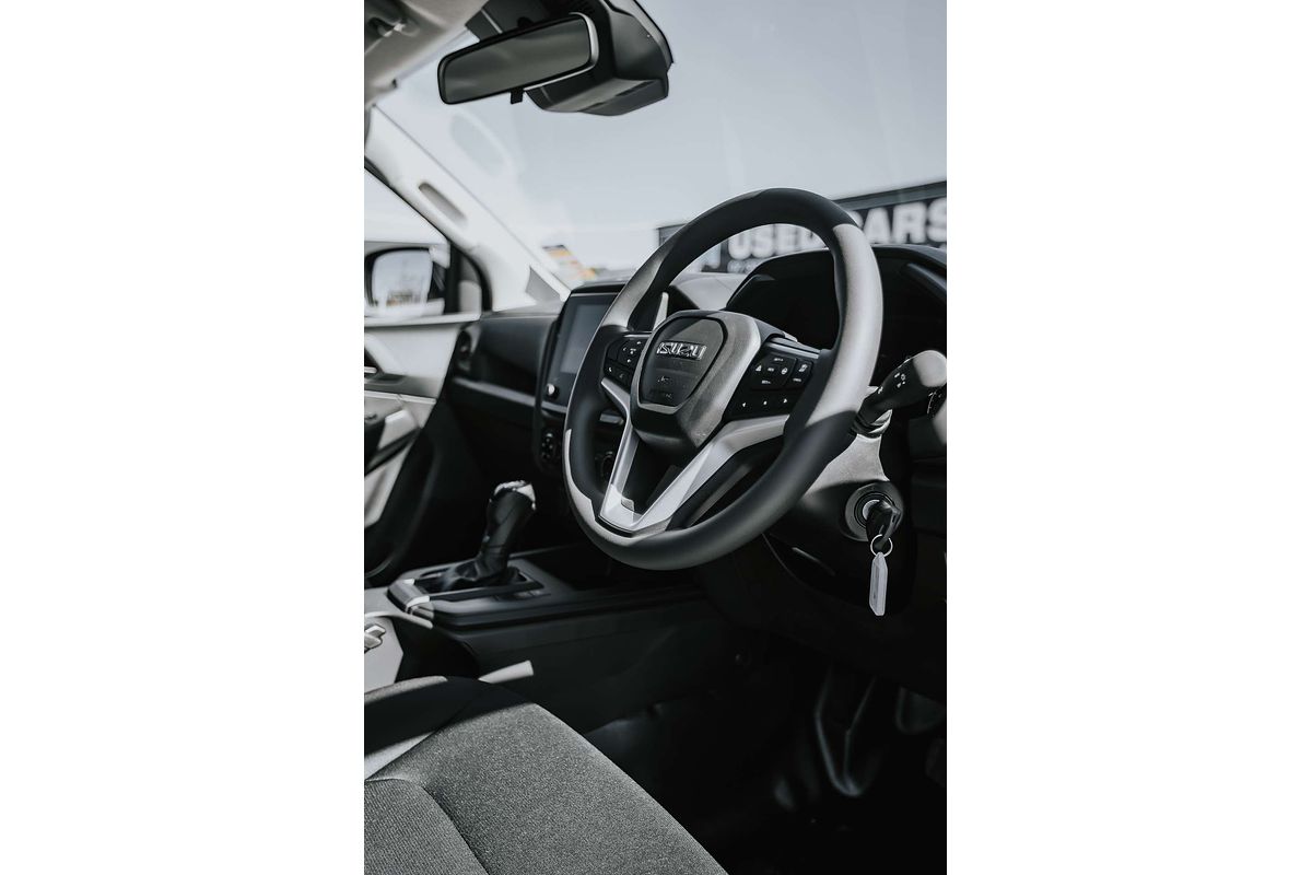 2025 Isuzu D-MAX SX 4X4