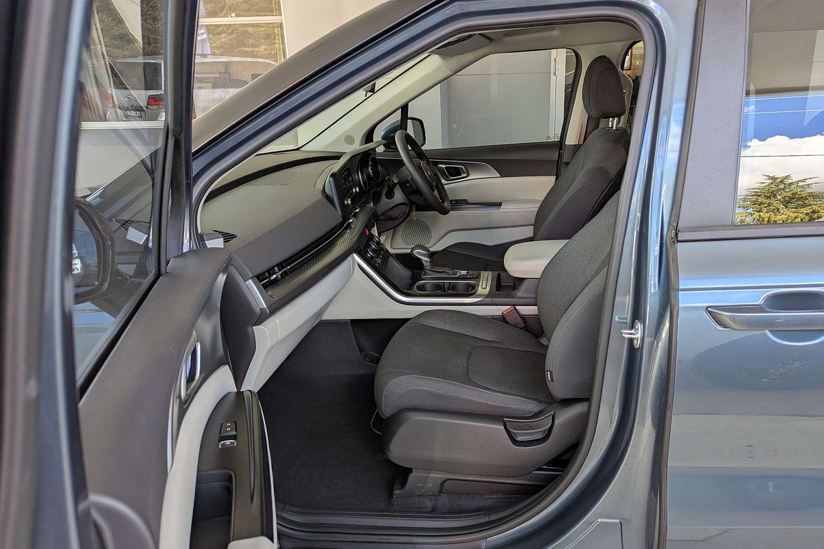 2023 Kia Carnival S KA4