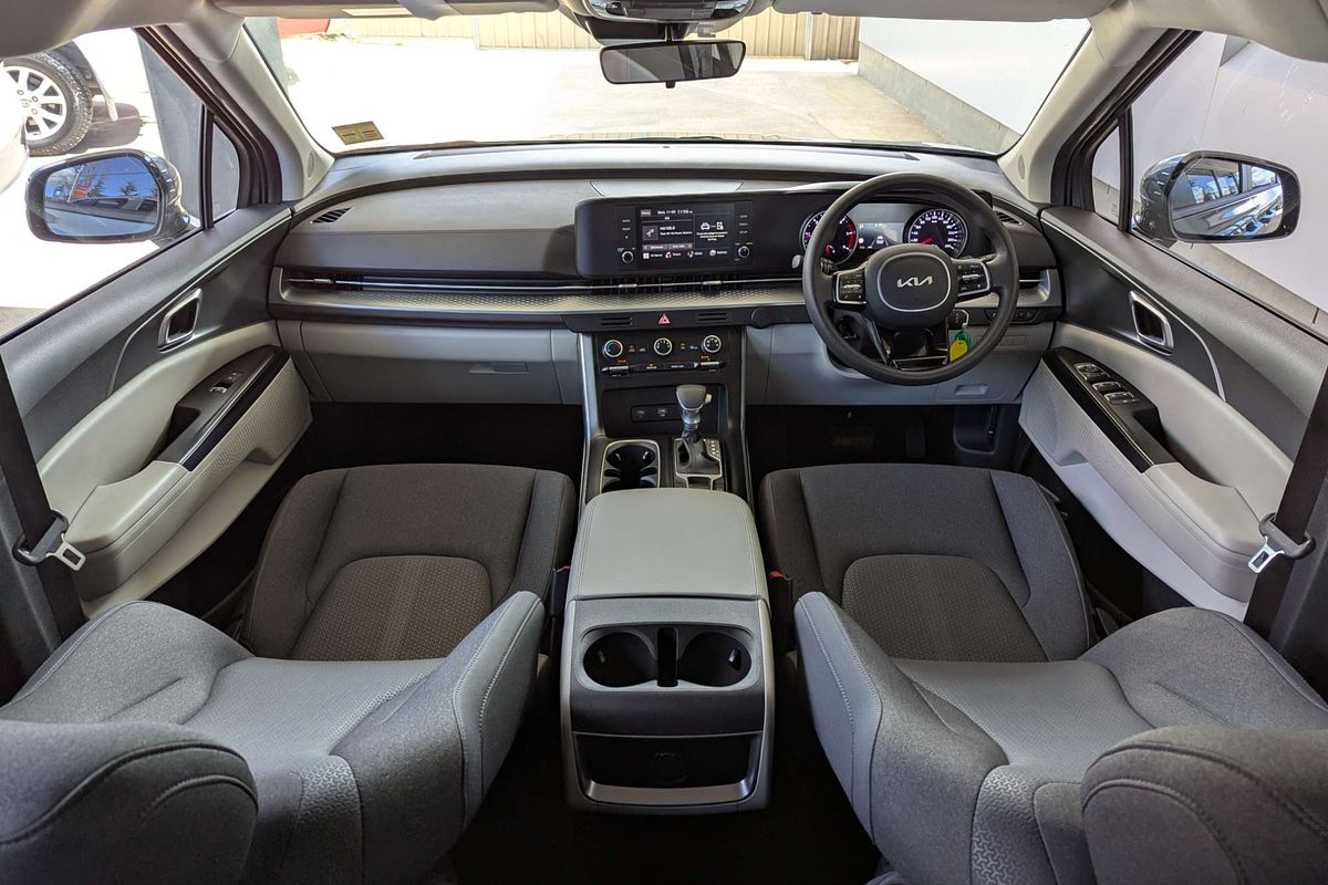2023 Kia Carnival S KA4