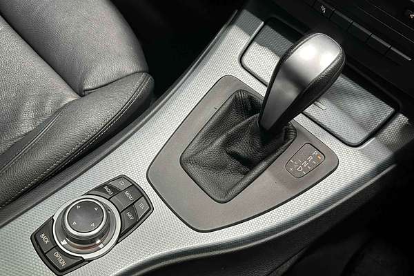 2010 BMW 3 Series 335i M Sport E90