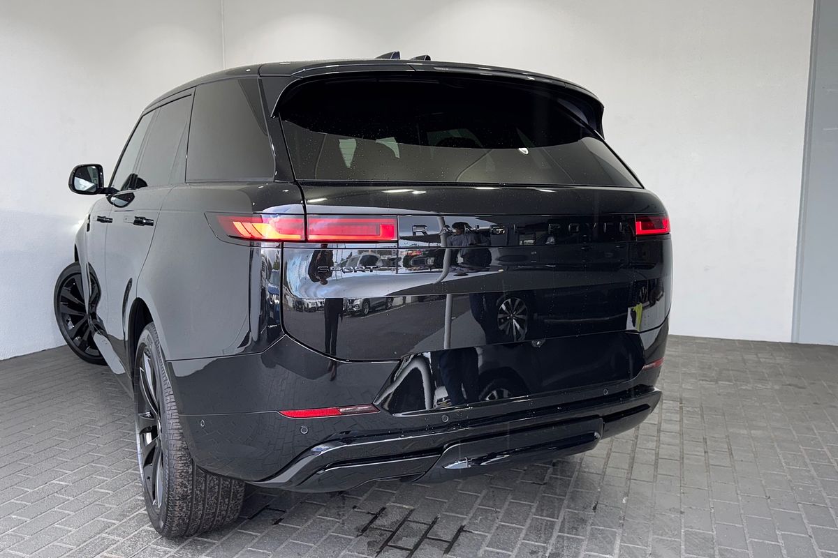 2025 Land Rover Range Rover Sport D250 Dynamic SE L461