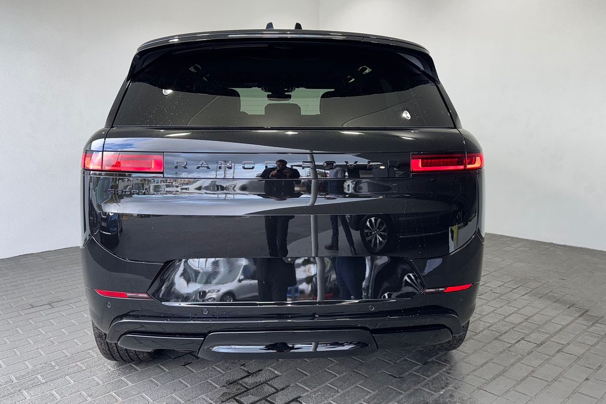 2025 Land Rover Range Rover Sport D250 Dynamic SE L461
