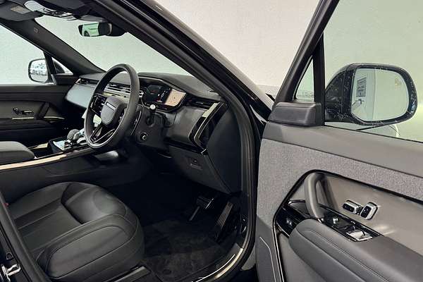 2025 Land Rover Range Rover Sport D250 Dynamic SE L461