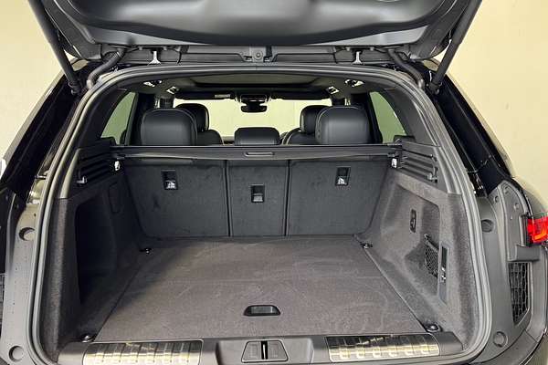 2025 Land Rover Range Rover Sport D250 Dynamic SE L461