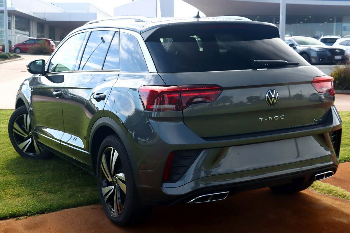 2025 Volkswagen T-Roc 140TSI R-Line D11
