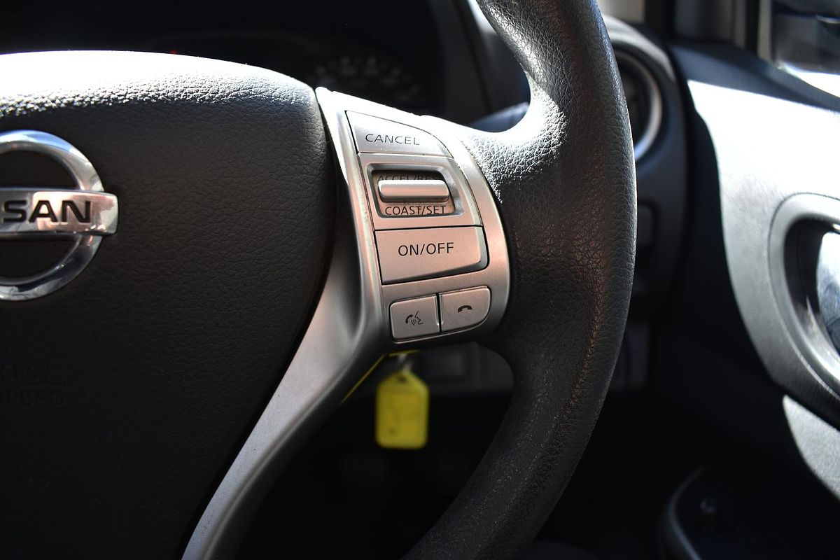 2019 Nissan Navara RX D23 Series 3 Rear Wheel Drive