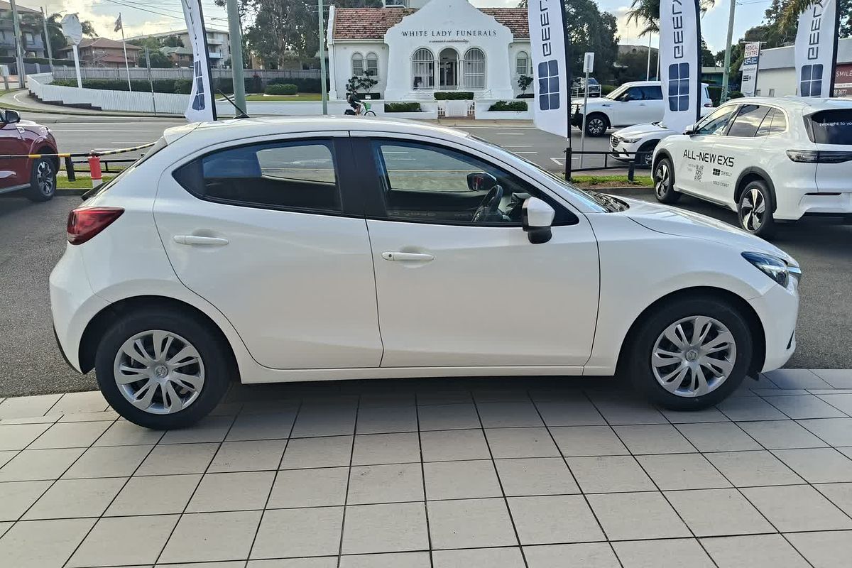 2016 Mazda 2 Neo DJ Series