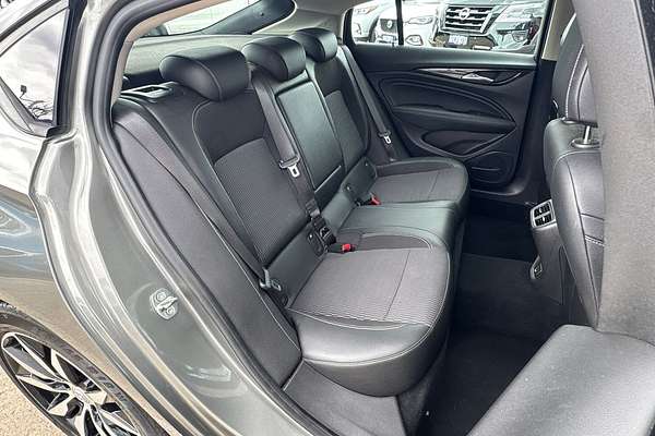 2018 Holden Commodore RS ZB