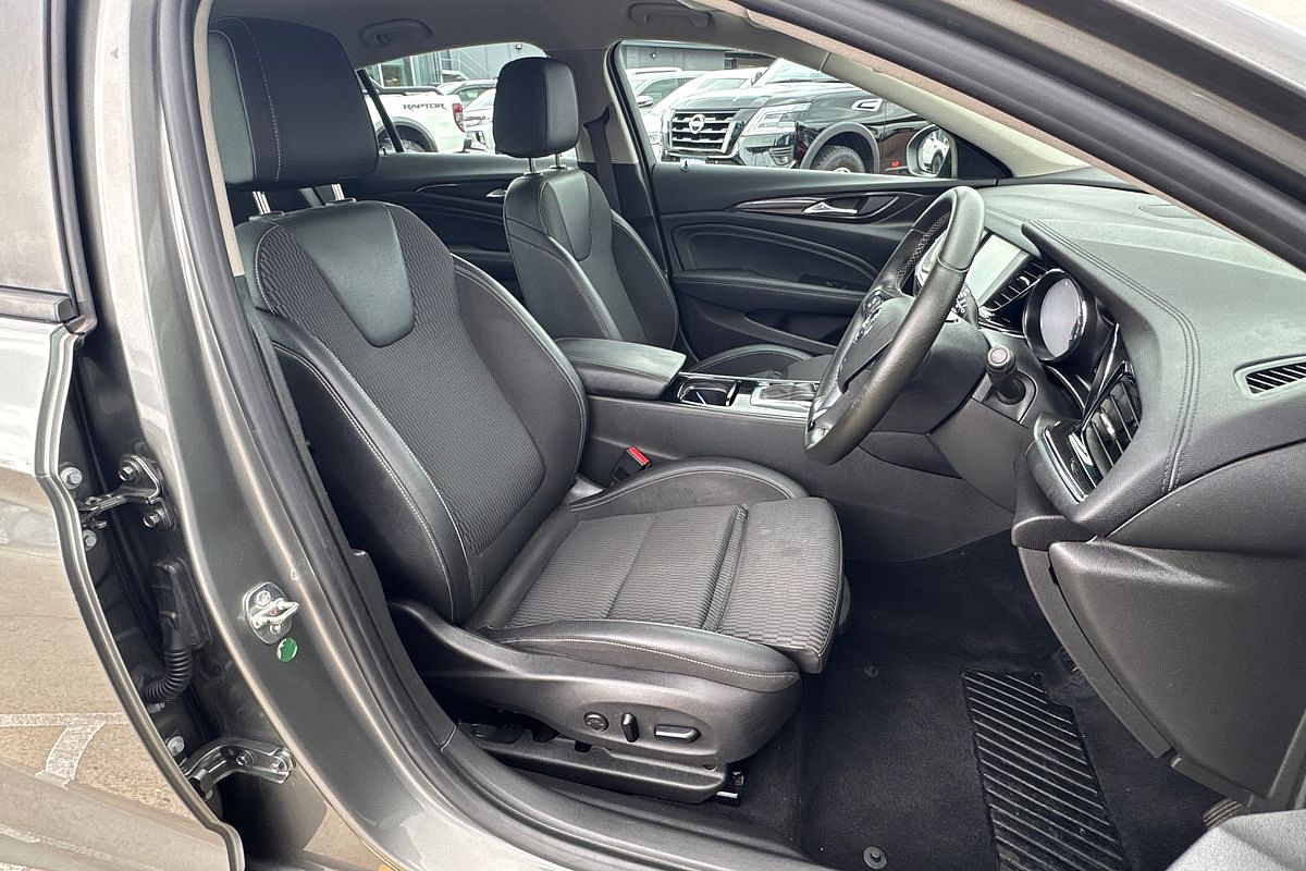 2018 Holden Commodore RS ZB