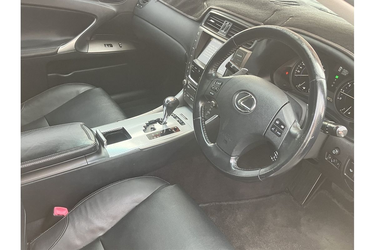 2009 Lexus IS Prestige GSE20R 09 Upgrade