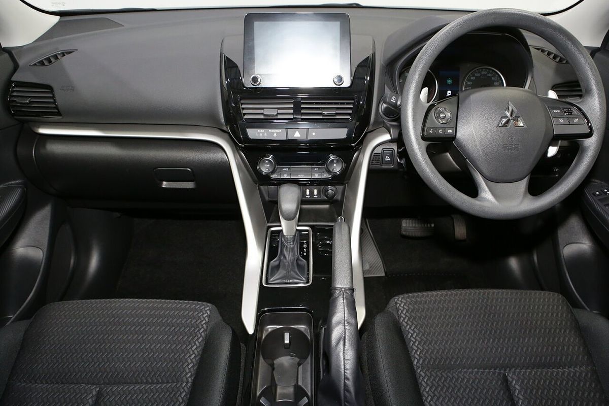2024 Mitsubishi Eclipse Cross ES YB