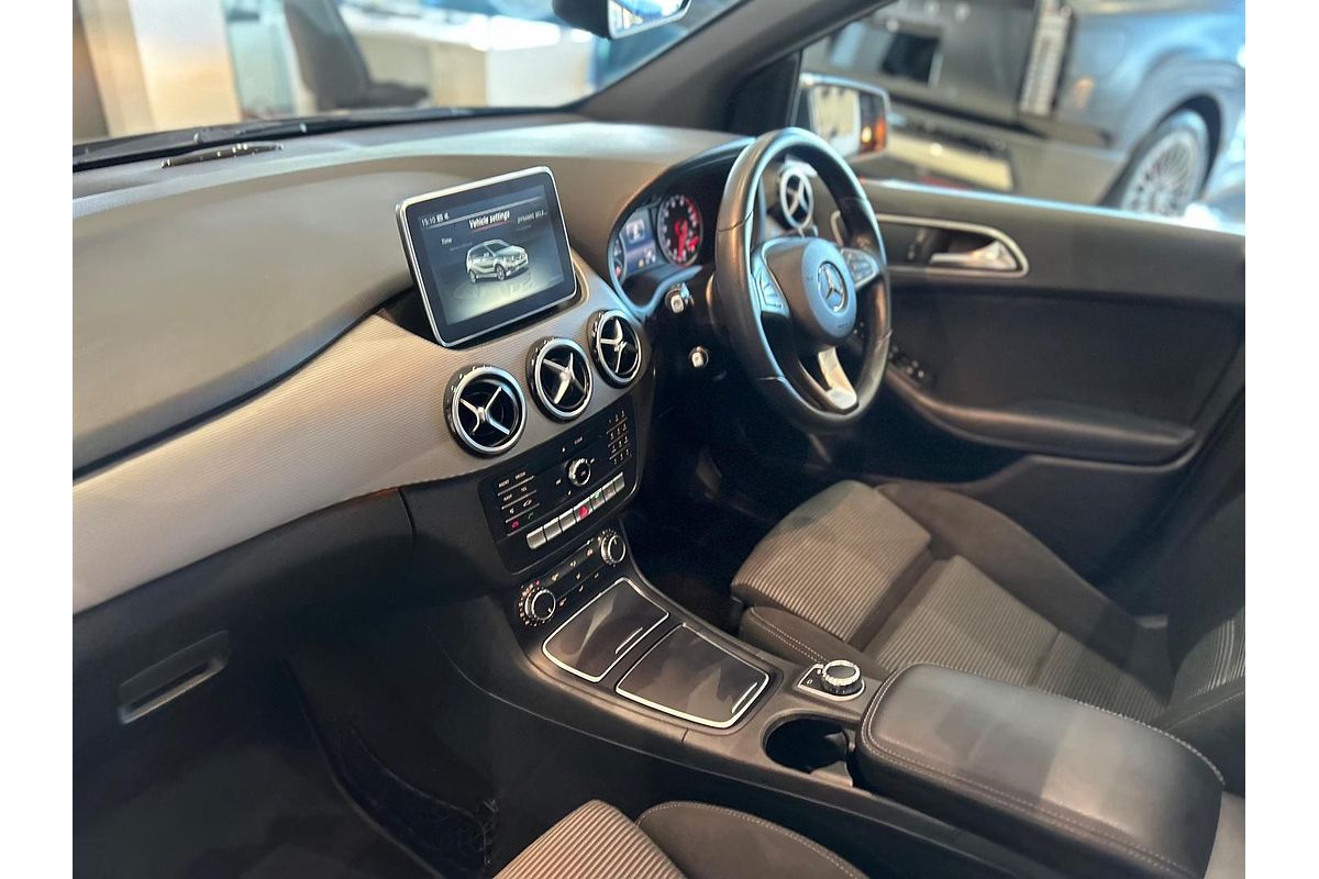 2016 Mercedes-Benz B-Class B180 W246