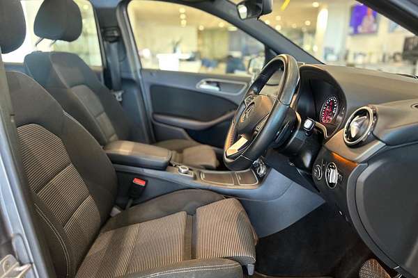 2016 Mercedes-Benz B-Class B180 W246