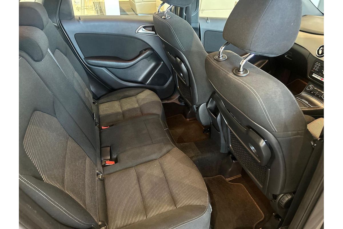 2016 Mercedes-Benz B-Class B180 W246