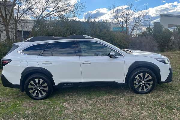 2025 Subaru Outback AWD Touring 6GEN