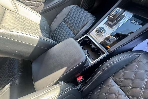 2024 Mitsubishi Outlander PHEV Exceed ZM