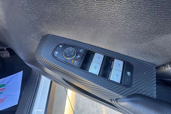 2024 Mitsubishi Outlander PHEV Exceed ZM
