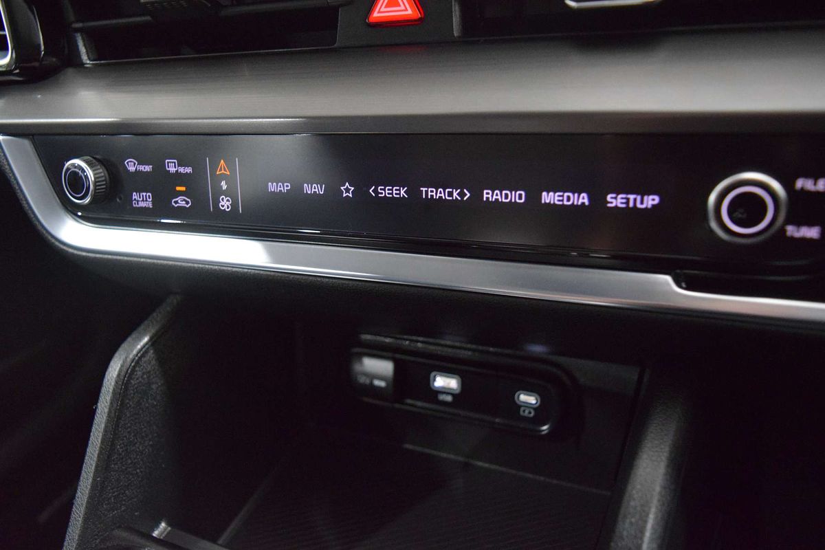 2022 Kia Sportage SX NQ5