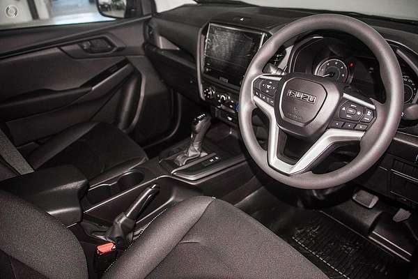 2025 Isuzu D-MAX SX 4X4
