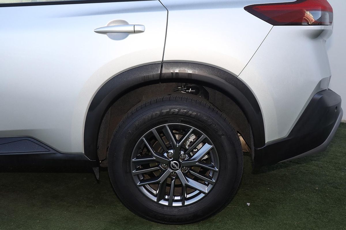 2024 Nissan X-TRAIL ST T33