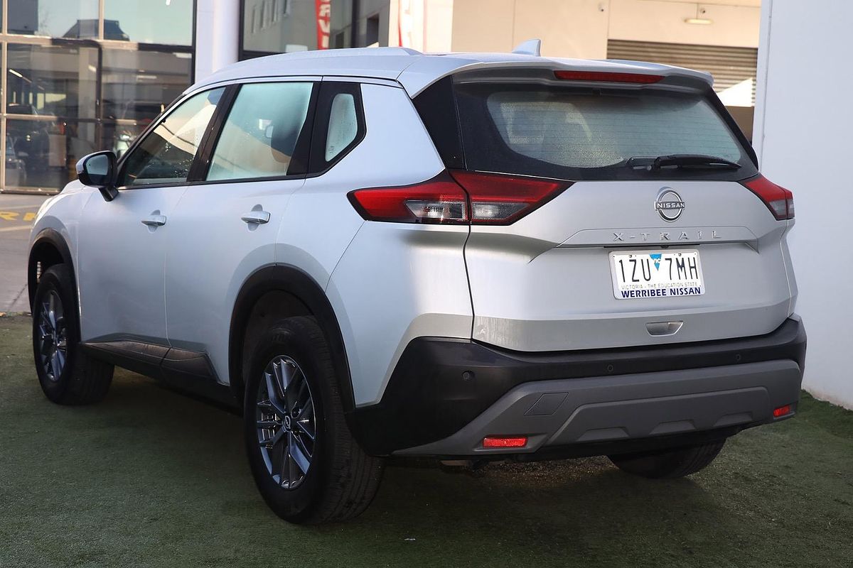 2024 Nissan X-TRAIL ST T33