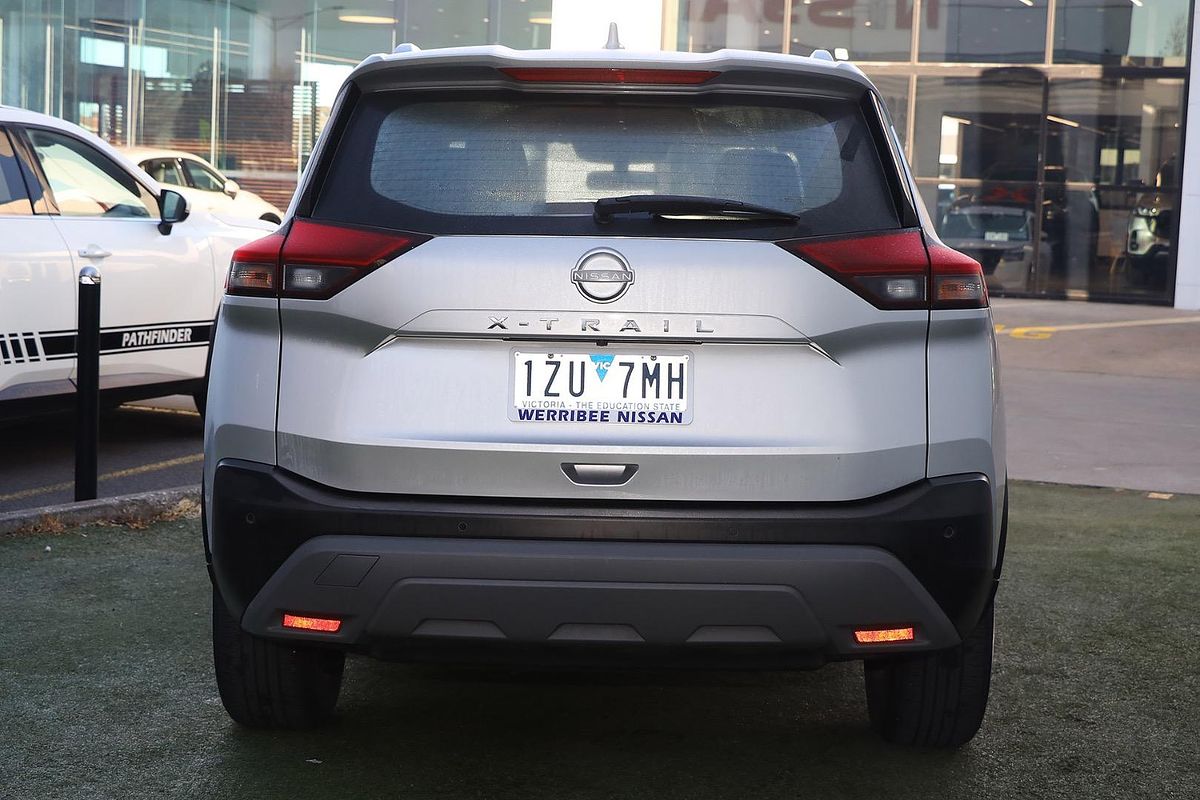 2024 Nissan X-TRAIL ST T33